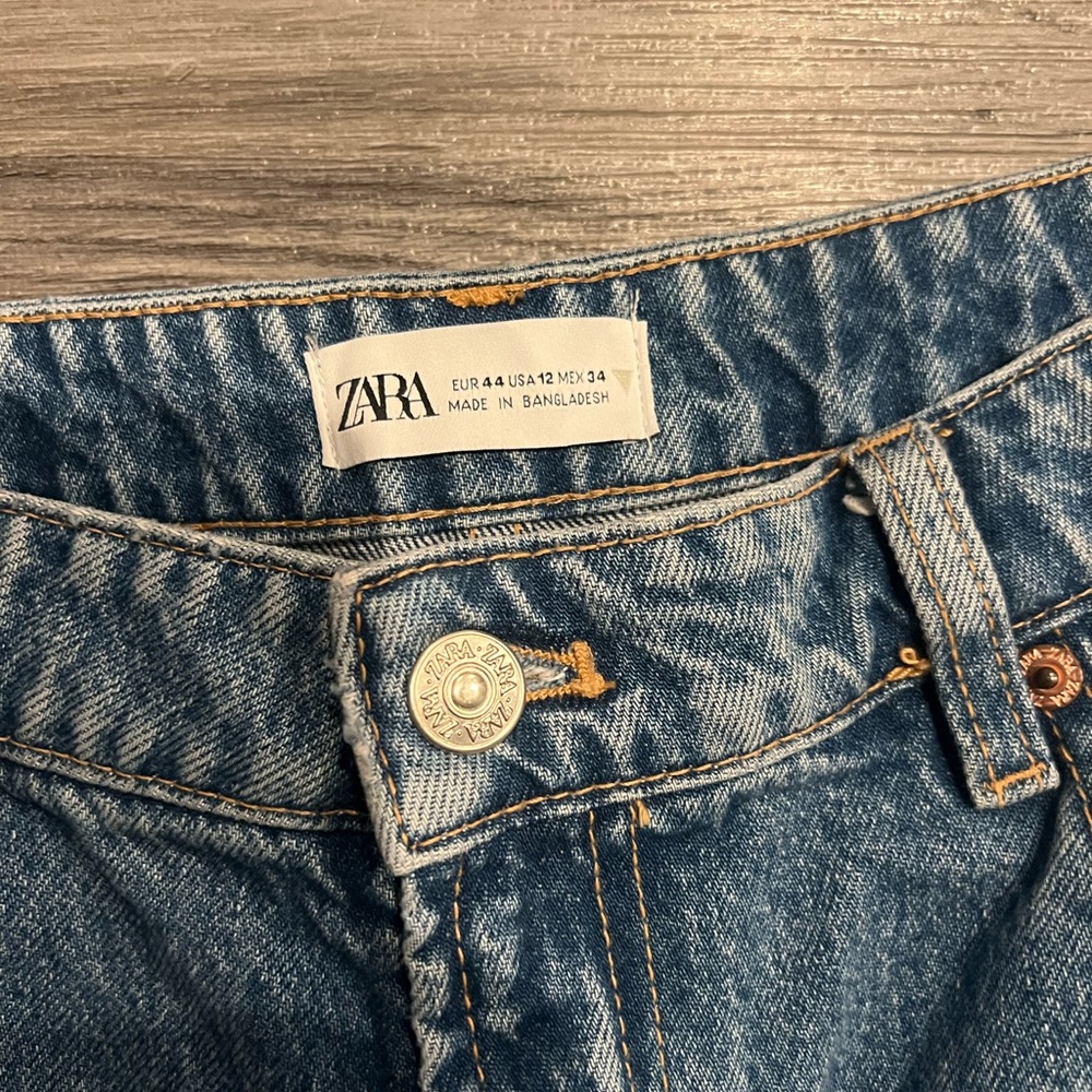 Zara Shorts Size 12